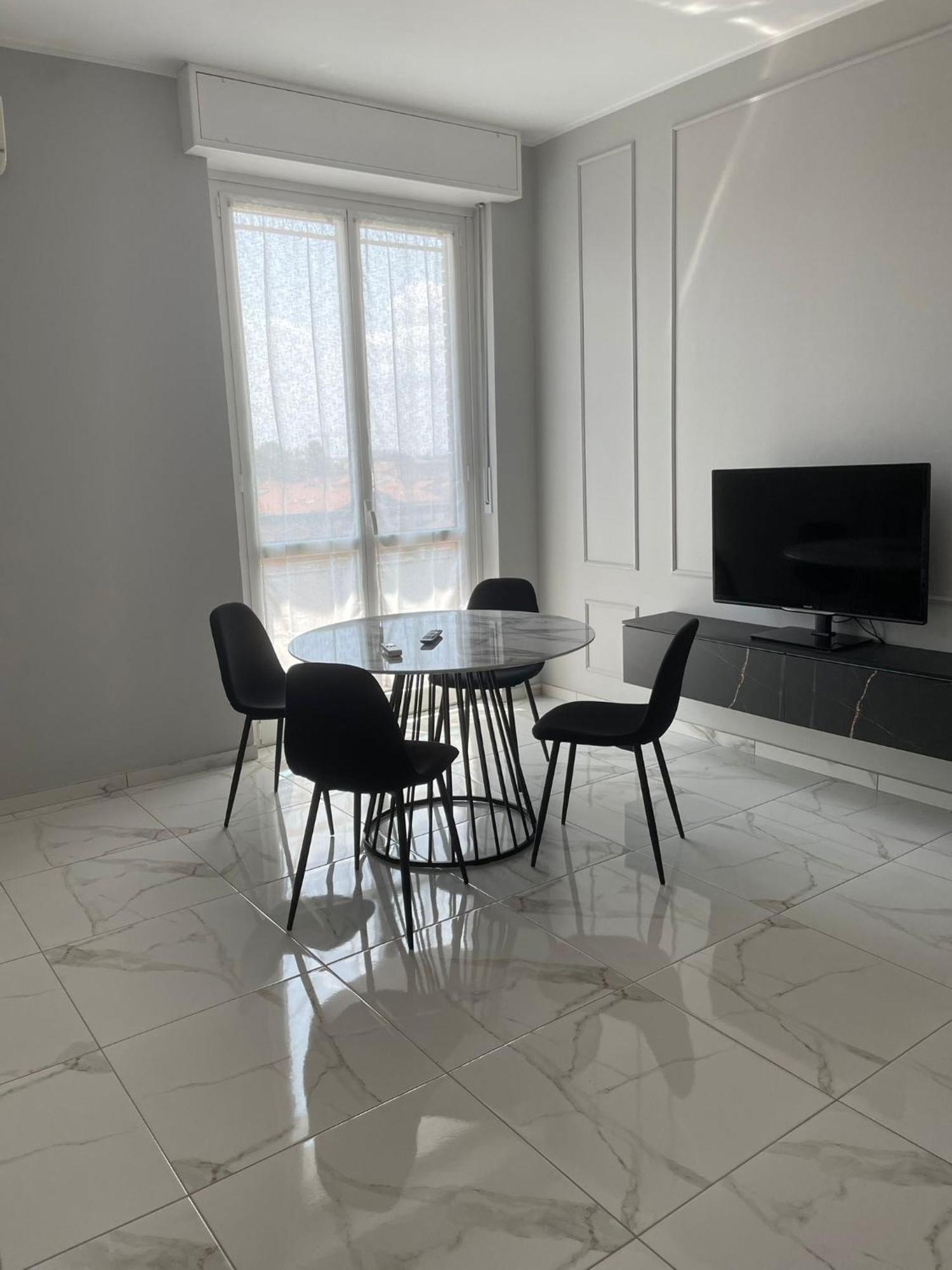 Luxury Home 100 Mq A Stone'S Throw From The Duomo Milan Exterior photo